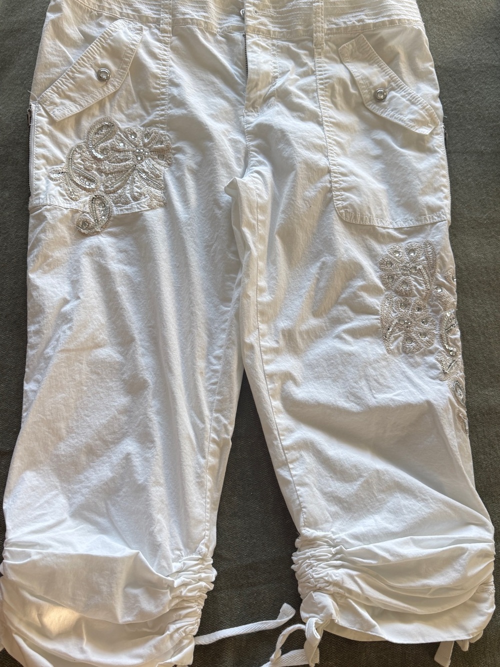 INC International Concepts White Stretch Cotton Capris